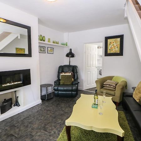 האלטוויסל Hollie Cottage מראה חיצוני תמונה